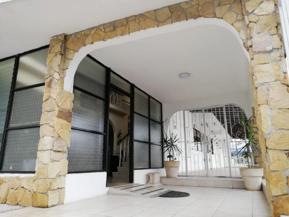 Hotel Terrazas Boutique サンホセ エクステリア 写真
